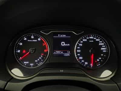 Audi A3 30 TFSI S-Line *NAVI/FULL LED/CUIR SPORT/CAM/PDC/JA* (2019) - Photo 10