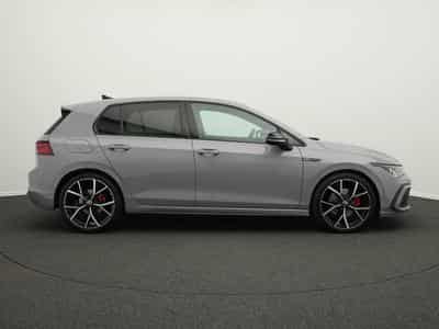 VW Golf VIII 2.0 TDI GTD (2023) - Photo 5