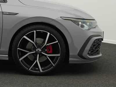 VW Golf VIII 2.0 TDI GTD (2023) - Photo 6
