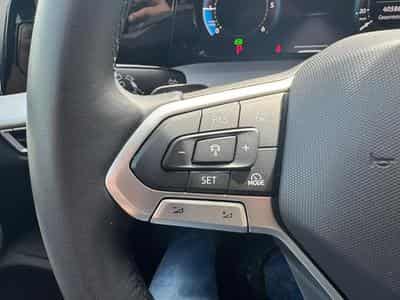 VW Golf VOLKSWAGEN GOLF 8 2.0 TDI LED AUTOMATIK DIGITAL COCKPIT KAM (2025) - Foto 13