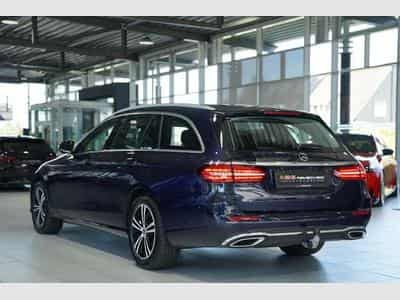 Mercedes E 220 d T Avantgarde *1.Hand *MwSt.*AHK*Business (2023) - Foto 8