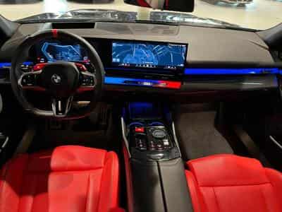 BMW M5 M5 xDrive Touring M Sport (2025) - Photo 15
