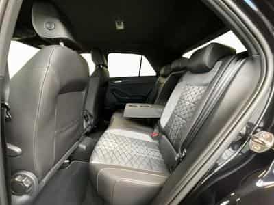 VW T-Roc R-Line+DSG+Matrix-LED+P.Travel+RearView (2022) - Foto 15
