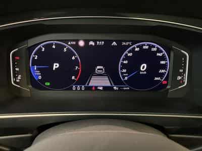VW Tiguan R-Line+4M+DSG+Pano+BlackStyle+AHK (2023) - Foto 11