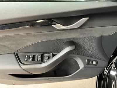 Skoda Octavia RS+DSG+P.Ass.+DCC+LM19+LED+Pano (2025) - Foto 14