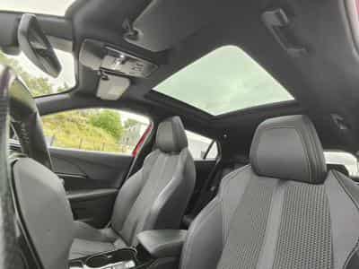 Peugeot 2008 1.5 HDI GT-LINE EAT8 CARPLAY CAMERA 360 TOIT OUVRANT (2020) - Foto 12
