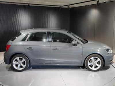 Audi A1 1.6 TDI SPORTBACK GPS BLUETOOTH CLIM AUTO APS AR (2015) - Foto 2