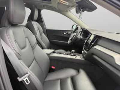 Volvo XC60 B4 Plus Dark / Essence (2024) - Photo 15