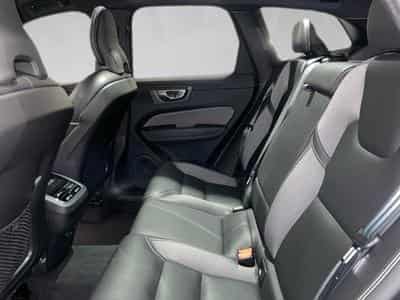 Volvo XC60 2.0 B4 D 4x4 Ultimate Dark Aut. (2023) - Foto 11