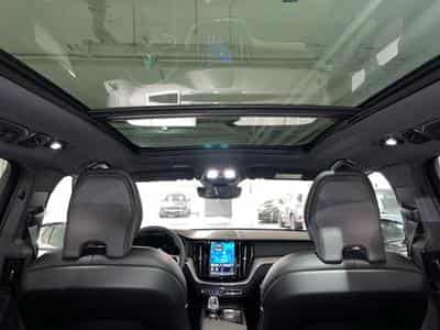 Volvo XC60 2.0 B4 D 4x4 Ultimate Dark Aut. (2023) - Foto 14