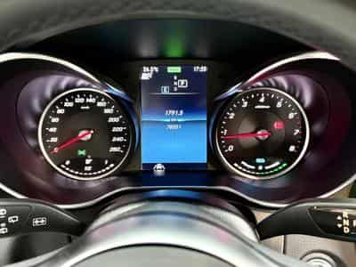 Mercedes 300 AMG LINE NIGHT EDITION 258 CV *CAM 360° * HAYON * (2021) - Foto 14