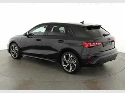 Audi A3 Sportback TFSI quattro 150 kW S line (2026) - Photo 3