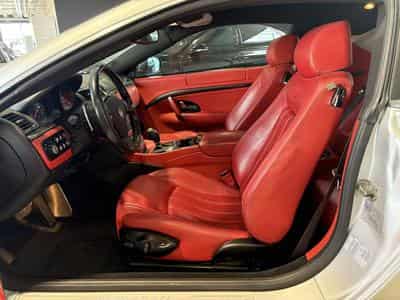 Maserati GranTurismo MASERATI GRANTURISMO 4.2 V8 405 CV/GPS/CUIR/Xénon/ (2009) - Photo 12