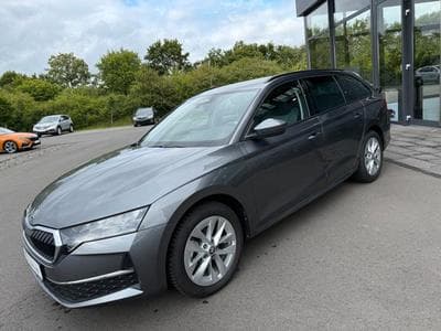 Skoda Octavia Octavia 2.0 TDI Selection Kamera Keyless LED ACC (2025) - Foto 1