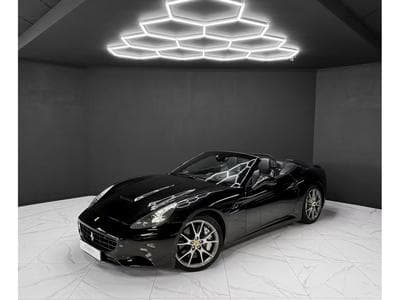 Ferrari California V8 4.3 Nero Daytona (2010) - Photo 1