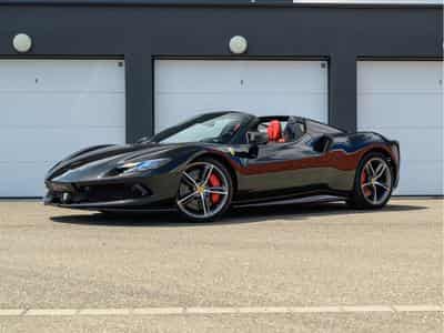 Ferrari 296 GTS GTS (2024) - Foto 1