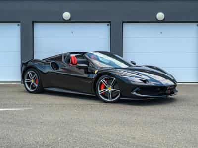 Ferrari 296 GTS GTS (2024) - Foto 9