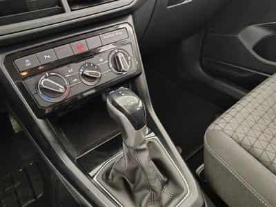 VW T-Cross 1.0 TSI Life DSG NAVI / CLIM / PDC AV-AR (2022) - Foto 12