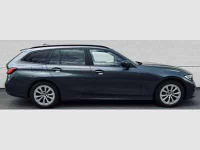 BMW 318 Touring 318 dA Auto.// 12 Mois De Garantie ✅✅✅ (2022) - Photo 4