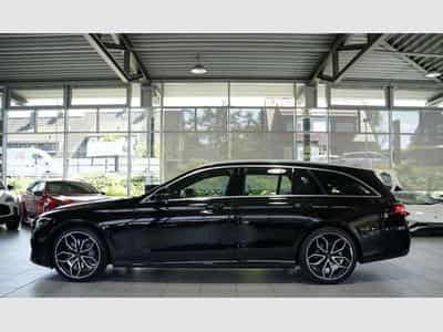 Mercedes E 300 d T 4M AMG Line *2.H *19 *GSD *AHK *MwSt. (2021) - Photo 10