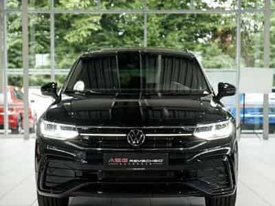 VW Tiguan R-Line 4M 2.H *20 *Pano *7-Sitz (2024) - Photo 4