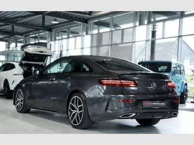 Mercedes E 300 Coupé AMG Line *BURM *LUFT *Night *Memory (2021) - Photo 10