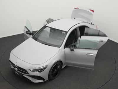Mercedes CLA 200 d AMG-Line Cpe Multi+Kamera+Night+19" (2025) - Foto 12