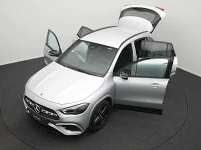 Mercedes GLA 200 d AMG-Line Multi+Kamera+Night+19" (2025) - Foto 12