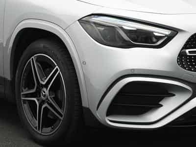 Mercedes GLA 200 d AMG-Line Multi+Kamera+Night+19" (2025) - Foto 7