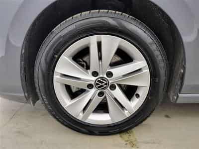 VW Golf 1.0 tsi Business DSG (2023) - Photo 6