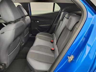 Peugeot 2008 1.2 PureTech 130Cv EAT8 Allure NAVI / CAMERA / ALU (2020) - Photo 13