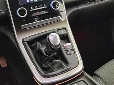 Renault Scenic 1.33 TCe Limited 3 GPF (2023) - Photo 12