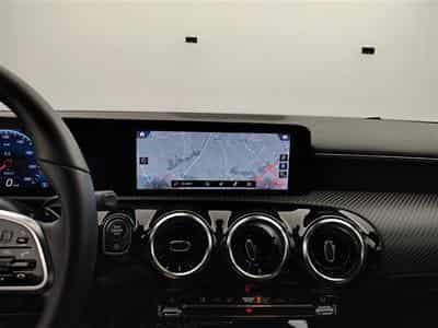 Mercedes CLA 180 Business Line Navi / Led / PDC +Caméra (2023) - Photo 11