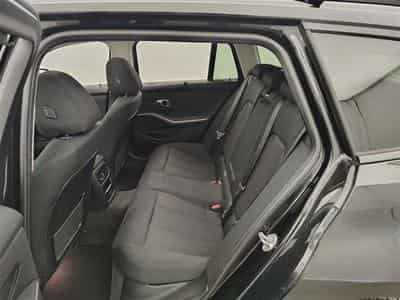 BMW 318 318 d Touring NAVI/TO PANO/FULL LED/JA17/PDC (2020) - Foto 13