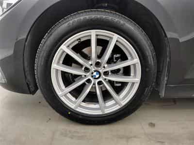 BMW 318 318 d Touring NAVI/TO PANO/FULL LED/JA17/PDC (2020) - Foto 6