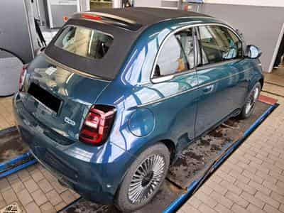 Fiat 500 Cabrio (2023) - Photo 2
