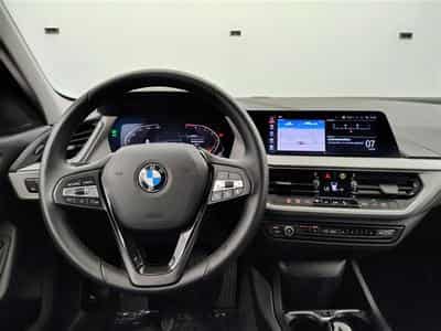 BMW 118 iA Business NAVI / FULL LED / PDC AV-AR (2024) - Photo 9
