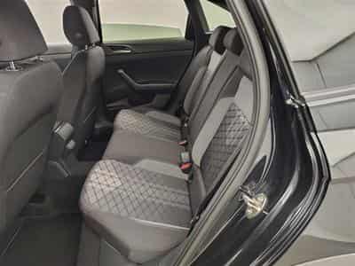 VW Taigo 1.0 TSI 115cv DSG R-Line NAVI / FULL LED / CAMERA / JA 18" (2025) - Photo 13