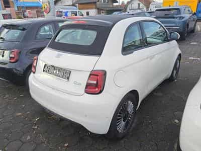 Fiat 500 Cabrio (2023) - Photo 2