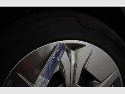 Bmw iX1 xDrive30 (2023) - Photo 9