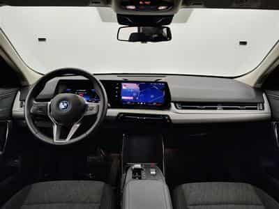 BMW iX2 IX2 Business Line NAVI/FULL LED/JA17/PDC (2025) - Photo 7