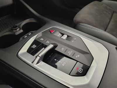 BMW 120 120iA Pack M NAVI / FULL LED / CAMERA / JA 18" (2025) - Photo 12