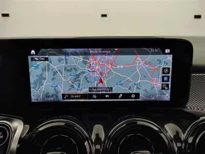 Mercedes GLB 180 GLB180 Business Line S-CUIR/NAVI/TO PANO/JA/PDC (2022) - Photo 11