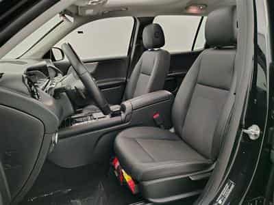 Mercedes GLB 180 GLB180 Business Line S-CUIR/NAVI/TO PANO/JA/PDC (2022) - Photo 7