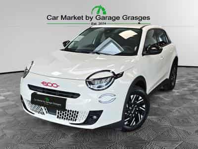 Fiat 600 Red Edition (2024) - Photo 1