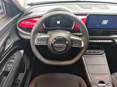 Fiat 600 Red Edition (2024) - Photo 13
