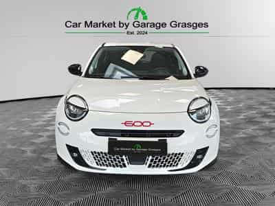 Fiat 600 Red Edition (2024) - Photo 8