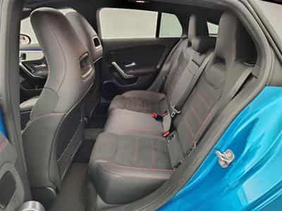 Mercedes CLA 180 CLA 180 DCT Pack AMG Navi / Led / PDC+Caméra (2025) - Foto 13