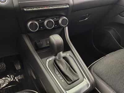 Renault Captur 1.33 TCe MHEV Techno EDC GPF (2023) - Photo 12