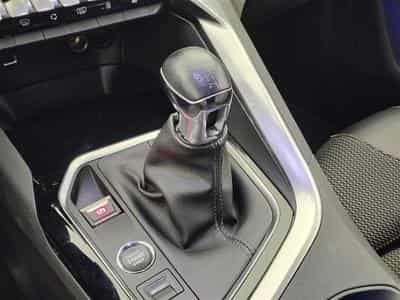 Peugeot 5008 1.2 7Pl GT-Line Navi / Led / PDC+Caméra (2023) - Foto 12